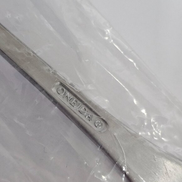 Minute Man Colonial Boston Satin Sugar Spoon 6" stainless flatware tip up new in - Picture 7 of 9